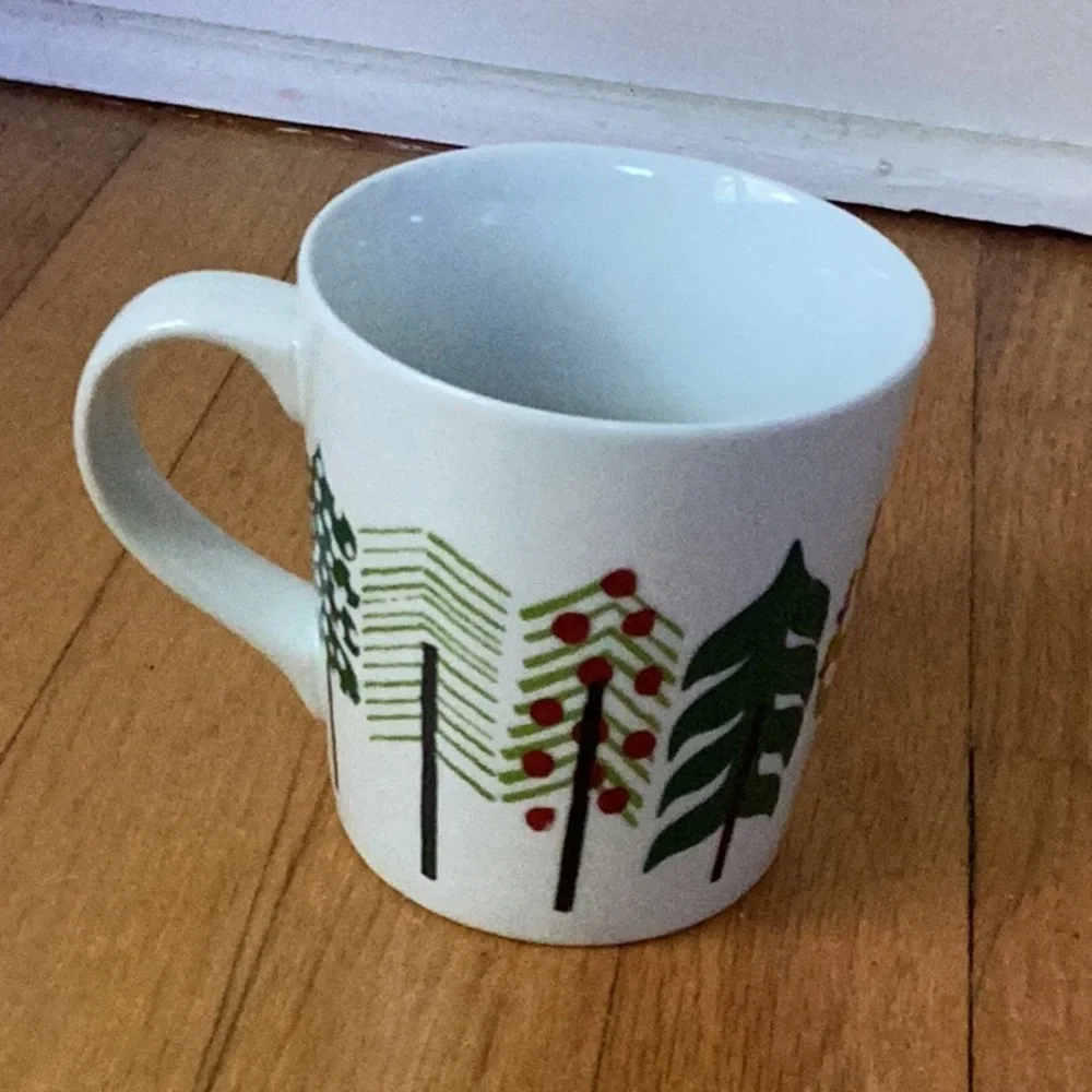 CRATE AND BARREL Holiday Jenny Bowers CHRISTMAS TREES MUG Evergreens 2014